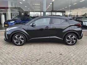 Toyota C-HR thumbnail 3