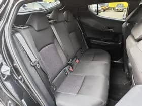 Toyota C-HR thumbnail 32