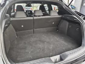 Toyota C-HR thumbnail 33