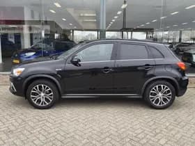 Mitsubishi ASX thumbnail 3