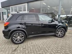 Mitsubishi ASX thumbnail 5