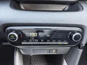 Toyota Yaris thumbnail 19