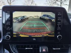 Toyota C-HR thumbnail 19