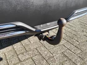 Toyota C-HR thumbnail 8