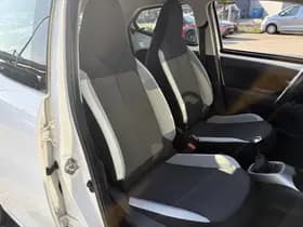 Toyota Aygo thumbnail 26