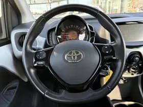 Toyota Aygo thumbnail 8