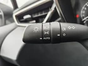 Toyota Corolla thumbnail 12