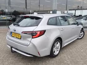 Toyota Corolla thumbnail 4