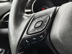 Toyota C-HR thumbnail 13