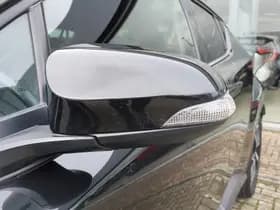 Toyota C-HR thumbnail 39
