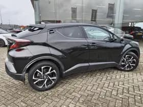 Toyota C-HR thumbnail 5
