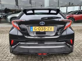 Toyota C-HR thumbnail 7