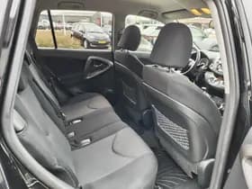 Toyota RAV4 thumbnail 26