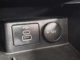 Ford Kuga thumbnail 24