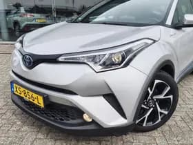 Toyota C-HR thumbnail 2