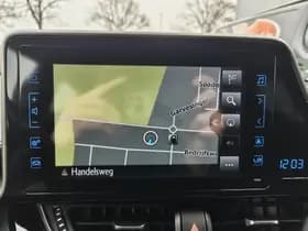 Toyota C-HR thumbnail 18