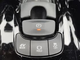 Toyota C-HR thumbnail 23