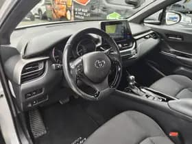 Toyota C-HR thumbnail 28