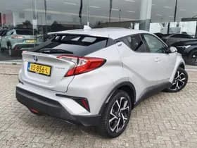 Toyota C-HR thumbnail 4