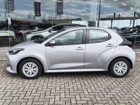 Toyota Yaris thumbnail 3
