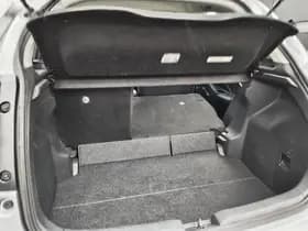 Toyota Yaris thumbnail 28