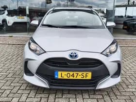 Toyota Yaris thumbnail 6