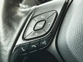 Toyota C-HR thumbnail 14