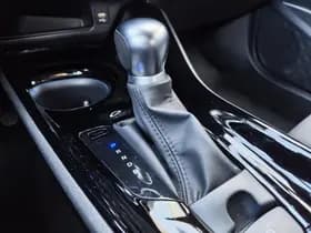 Toyota C-HR thumbnail 23