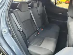 Toyota C-HR thumbnail 33