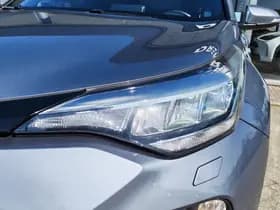 Toyota C-HR thumbnail 36