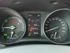Toyota C-HR thumbnail 11