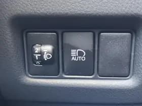 Toyota C-HR thumbnail 26