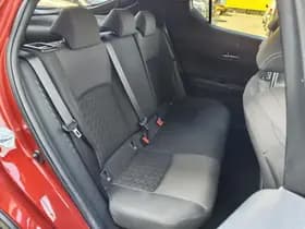 Toyota C-HR thumbnail 35