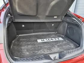 Toyota C-HR thumbnail 36