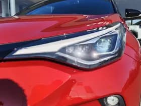Toyota C-HR thumbnail 38