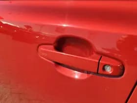 Toyota C-HR thumbnail 42