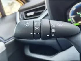 Toyota RAV4 thumbnail 12