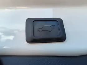 Toyota RAV4 thumbnail 35