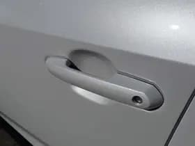 Toyota RAV4 thumbnail 40