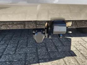 Toyota RAV4 thumbnail 8