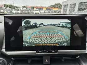 Toyota C-HR thumbnail 17