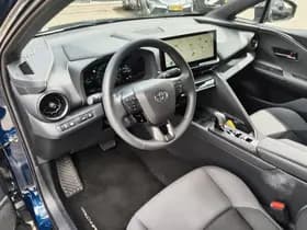 Toyota C-HR thumbnail 24