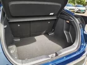 Toyota C-HR thumbnail 30