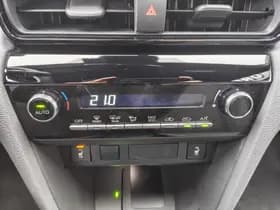 Toyota Yaris Cross thumbnail 17