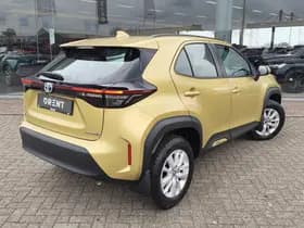 Toyota Yaris Cross thumbnail 4