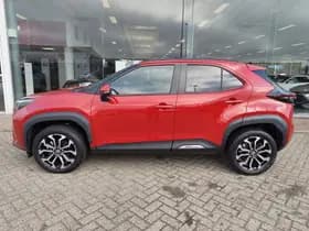 Toyota Yaris Cross thumbnail 3