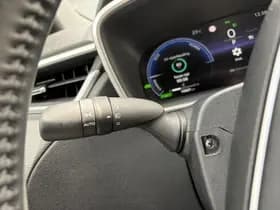 Toyota Corolla thumbnail 12