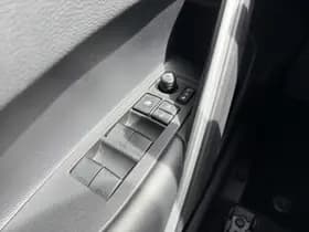 Toyota Corolla thumbnail 22