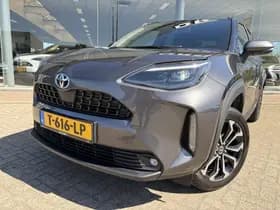 Toyota Yaris Cross thumbnail 2