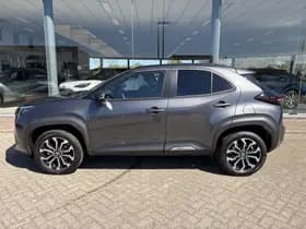 Toyota Yaris Cross thumbnail 3